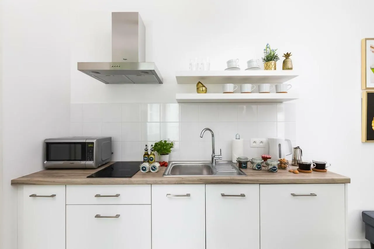 Rent like home - Magazynowa 9A Warszawa 0*,  Polska